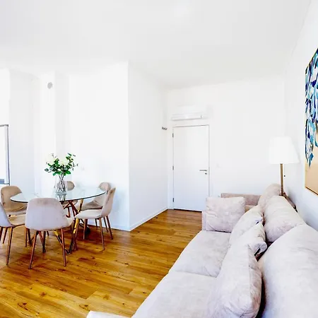Lisboa Intendente 3Bedroom Apartment With Balcony Buitenkant foto