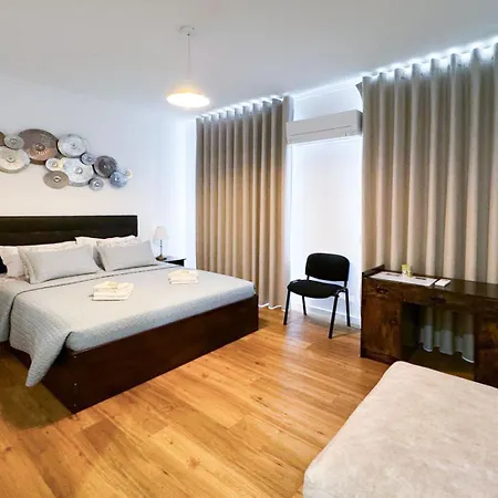 Lisboa Intendente 3Bedroom Apartment With Balcony Buitenkant foto