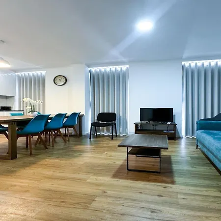 Lisboa Intendente 3Bedroom Apartment With Balcony Buitenkant foto