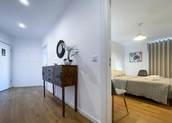 Lisboa Intendente 3Bedroom Apartment With Balcony