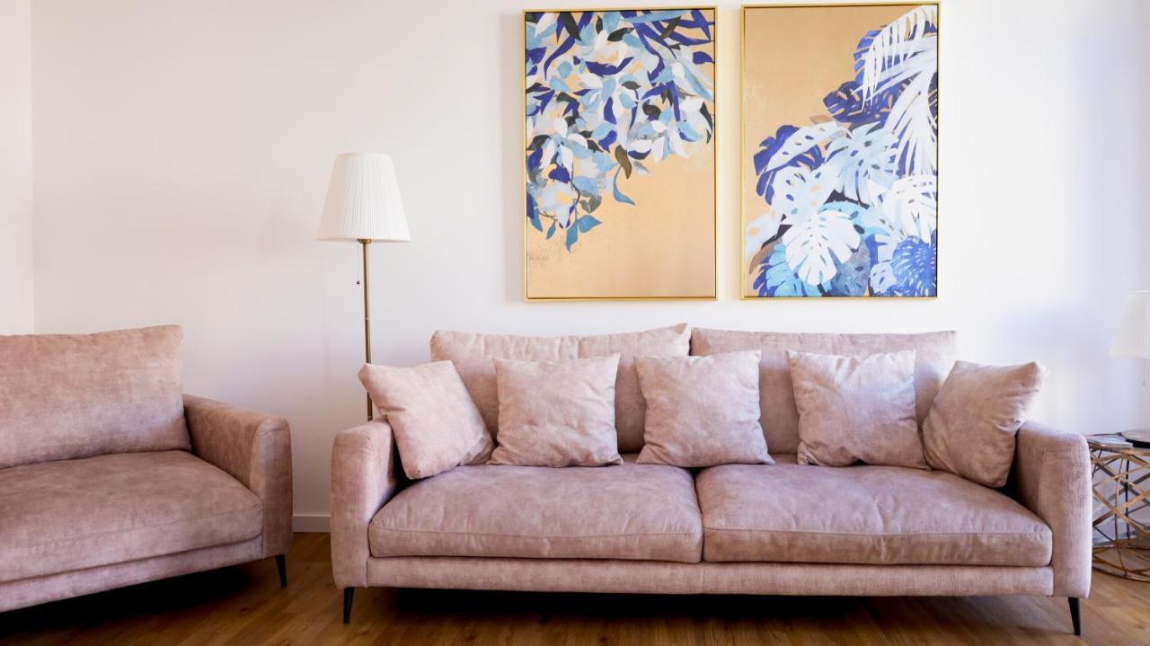 Intendente 3bedroom With Balcony Apartment