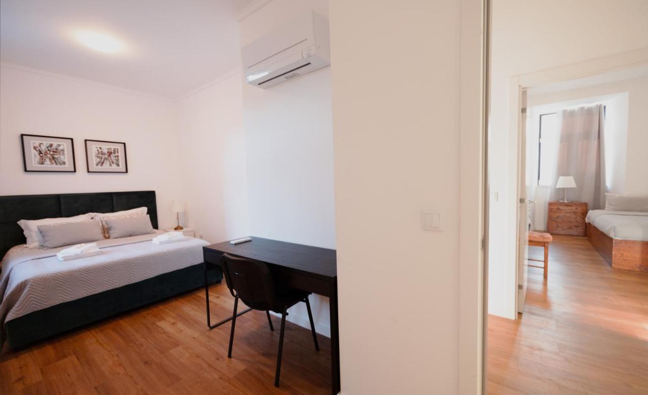 Apartment Intendente 3bedroom With Balcony Lisbon