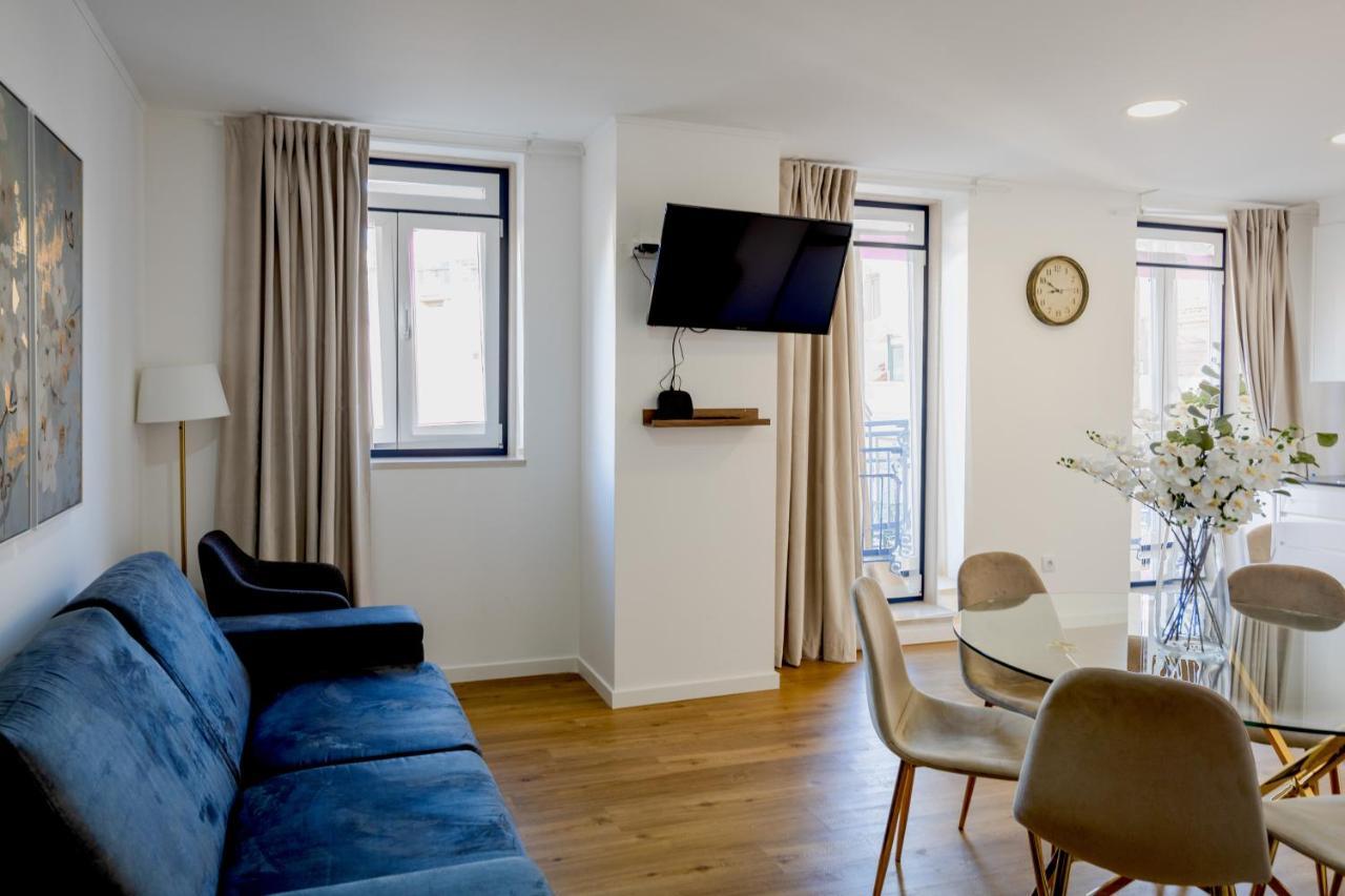 Intendente 3bedroom With Balcony Apartment *
