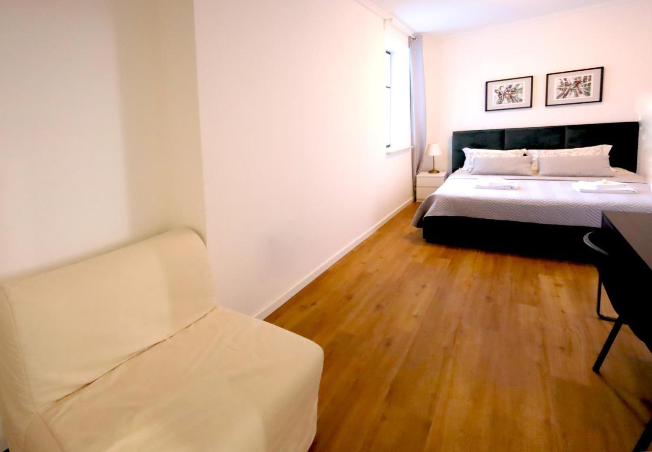 Apartment Intendente 3bedroom With Balcony *